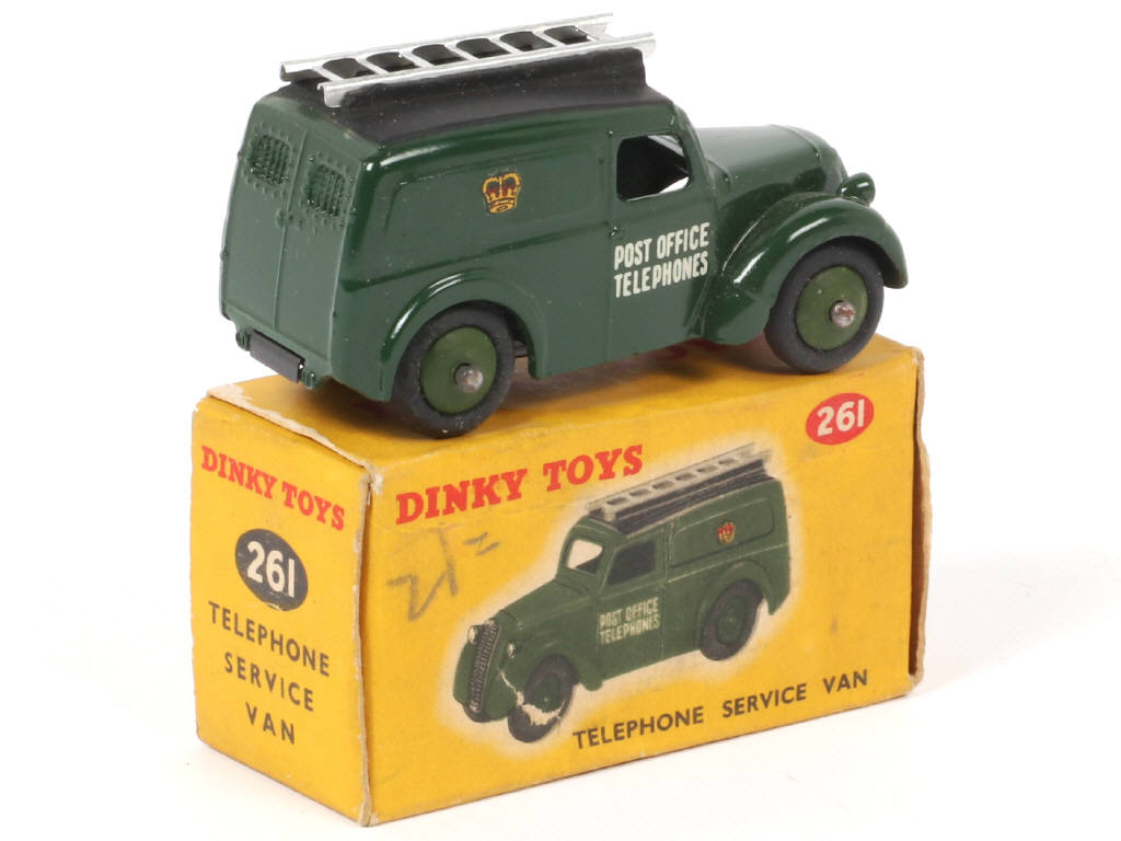 Lot 264 - DINKY TOYS (GB) (1)