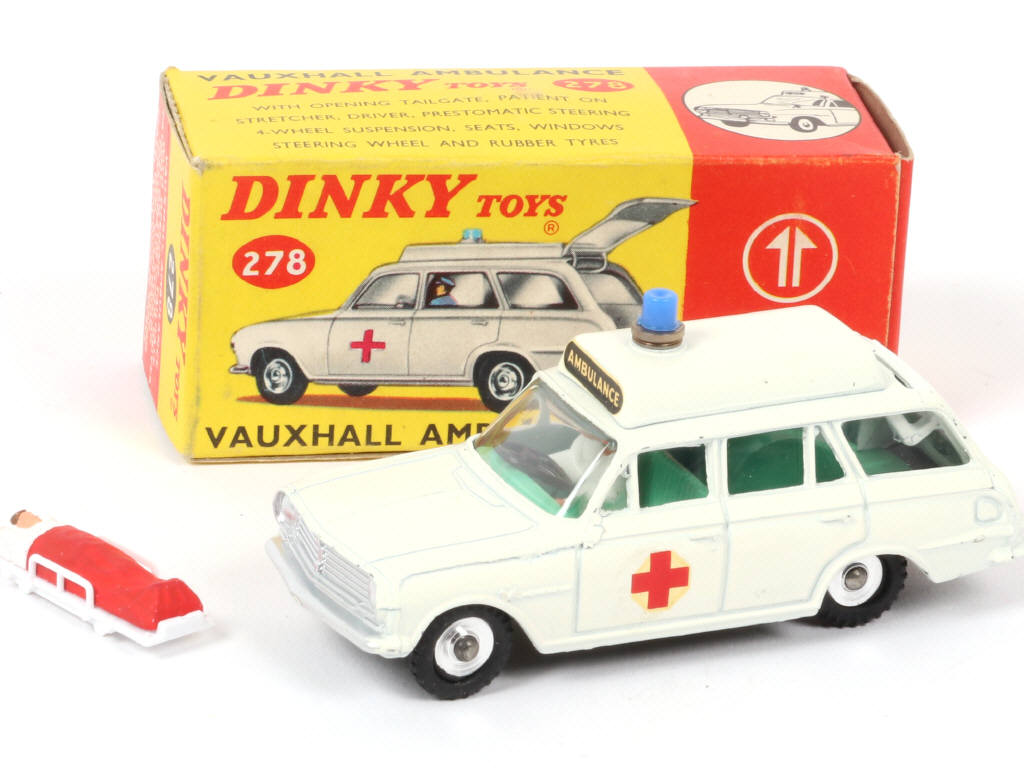 Lot 293 - DINKY TOYS (GB) (1)