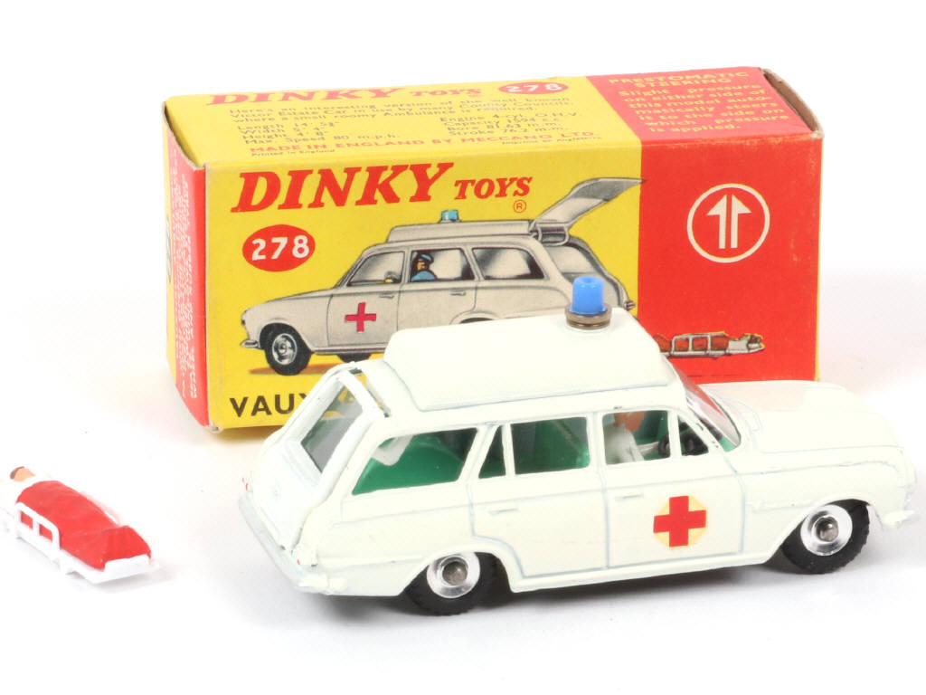 Lot 293 - DINKY TOYS (GB) (1)