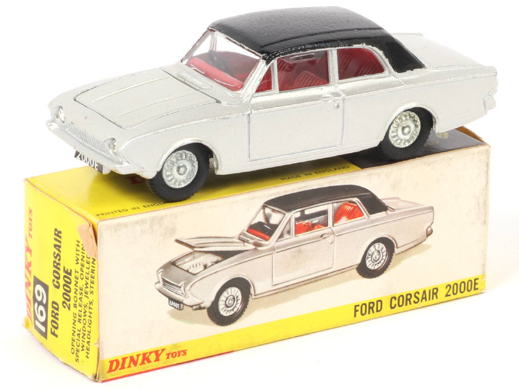 Lot 284 - DINKY TOYS (GB) (1)