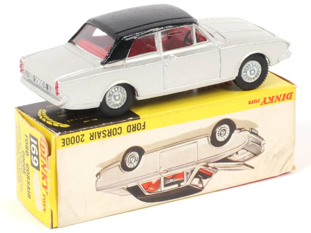 Lot 284 - DINKY TOYS (GB) (1)