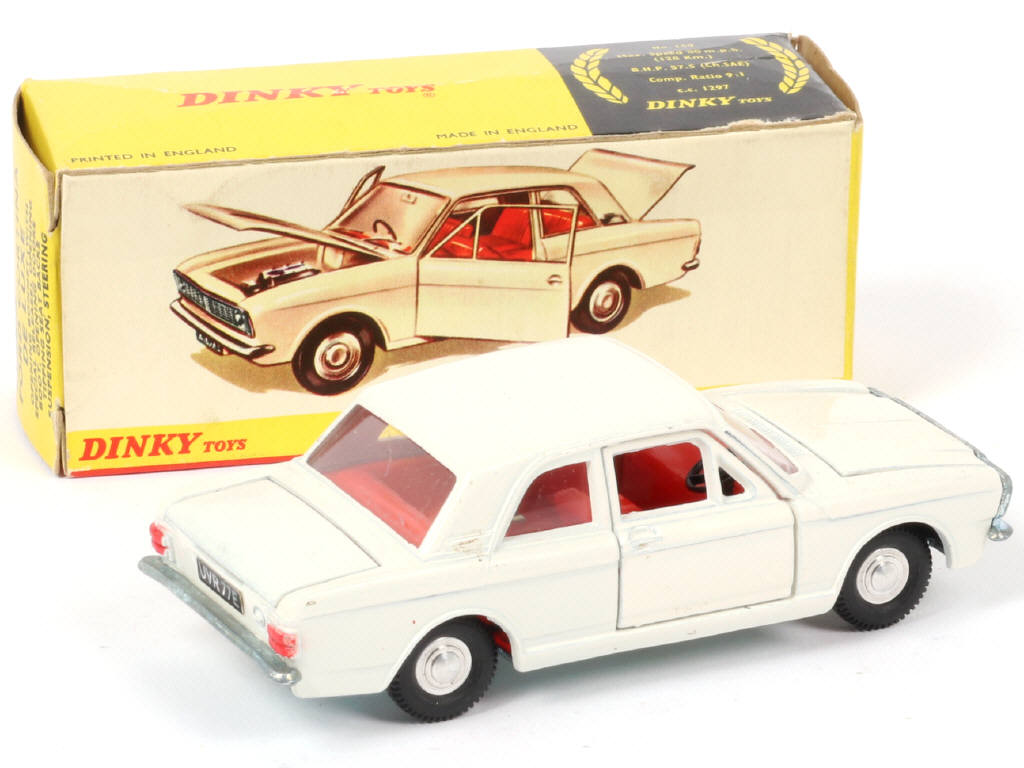 Lot 278 - DINKY TOYS (GB) (1)
