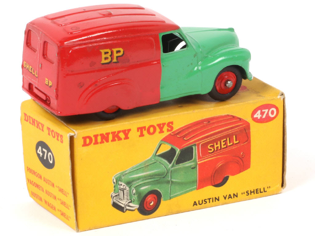 Lot 300 - DINKY TOYS (GB) (1)