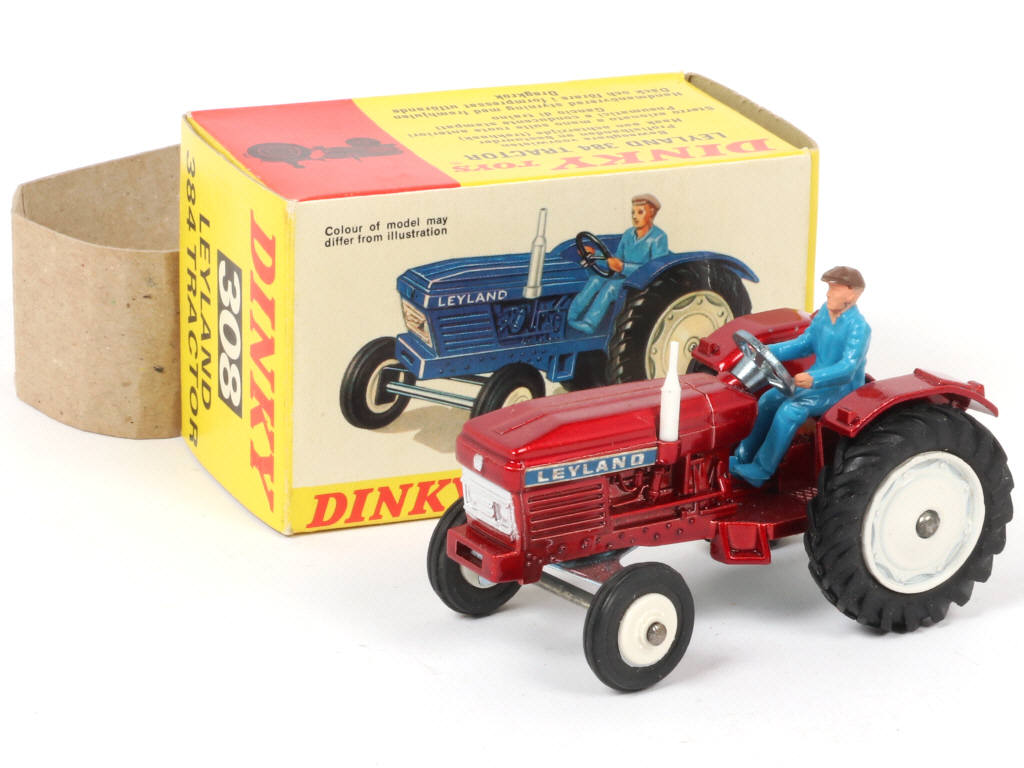 Lot 304 - DINKY TOYS (GB) (1)