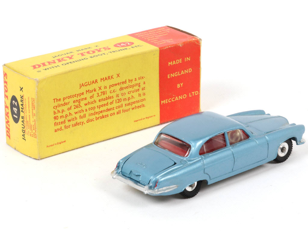 Lot 275 - DINKY TOYS (GB) (1)