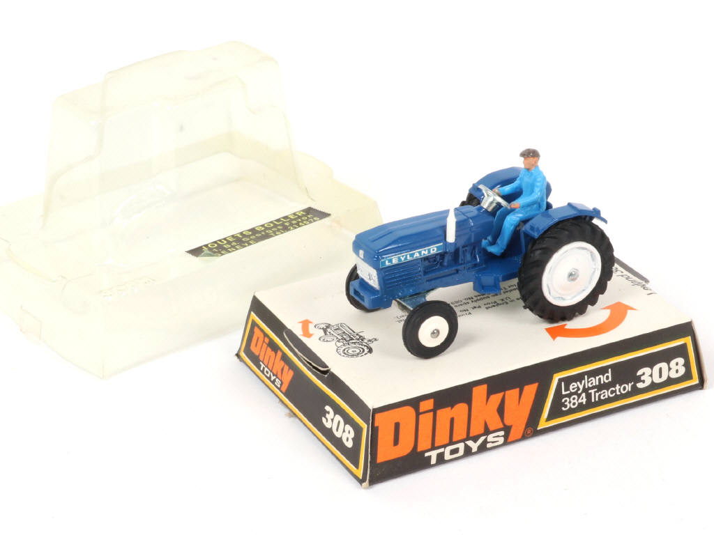 Lot 303 - DINKY TOYS (GB) (1)