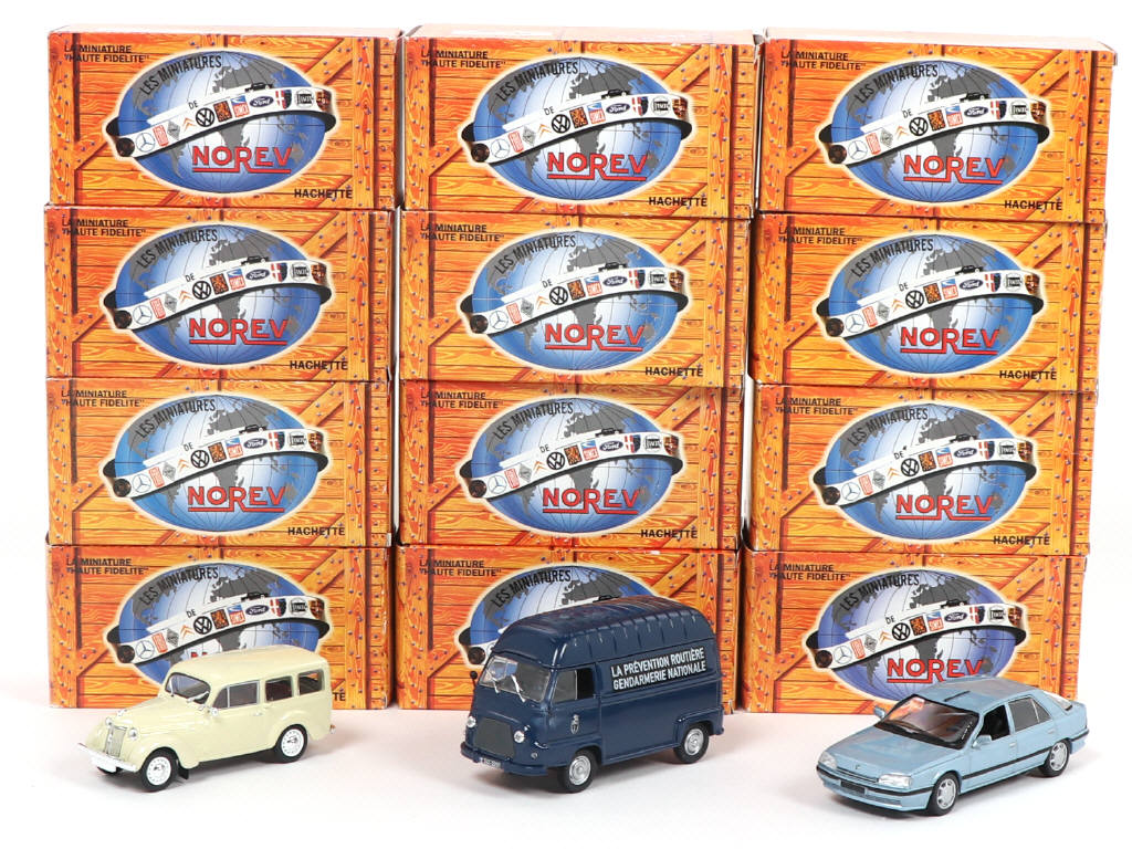 Lot 74 - EDITIONS HACHETTE (FRANCE) (12)