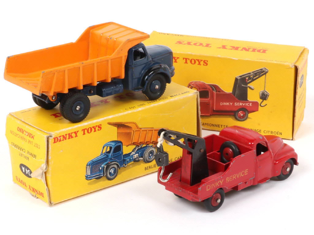 Lot 68 - DINKY TOYS (FRANCE) (2)