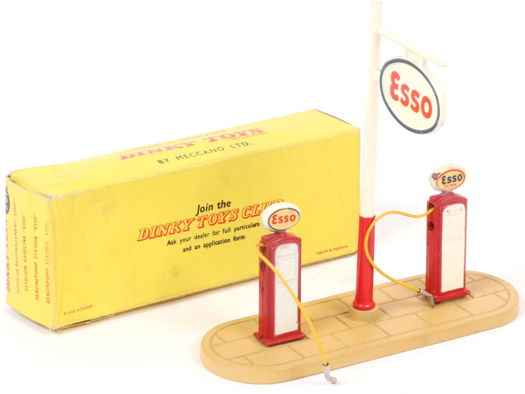 Lot 87 - DINKY TOYS (GB) (1)