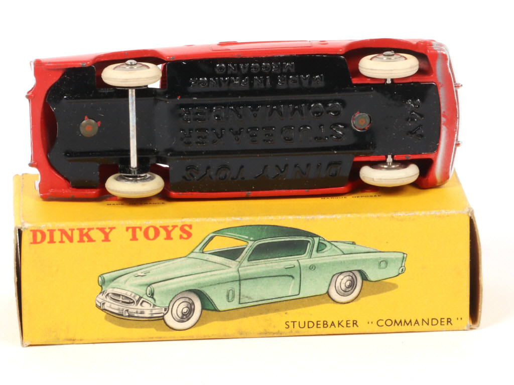 Lot 53 - DINKY TOYS (FRANCE) (1)