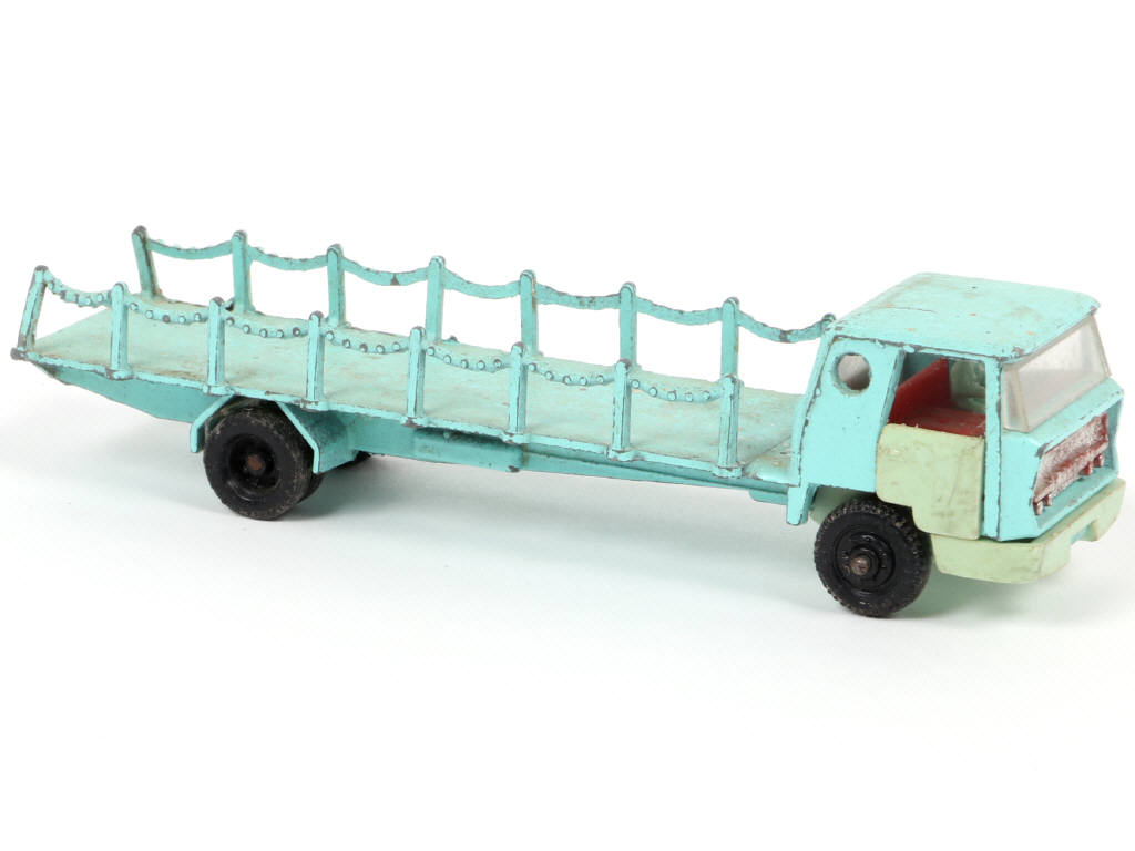 Lot 39 - MAJORETTE (FRANCE) (1)