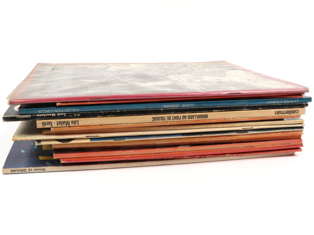 Lot 179 - DIVERS (18)