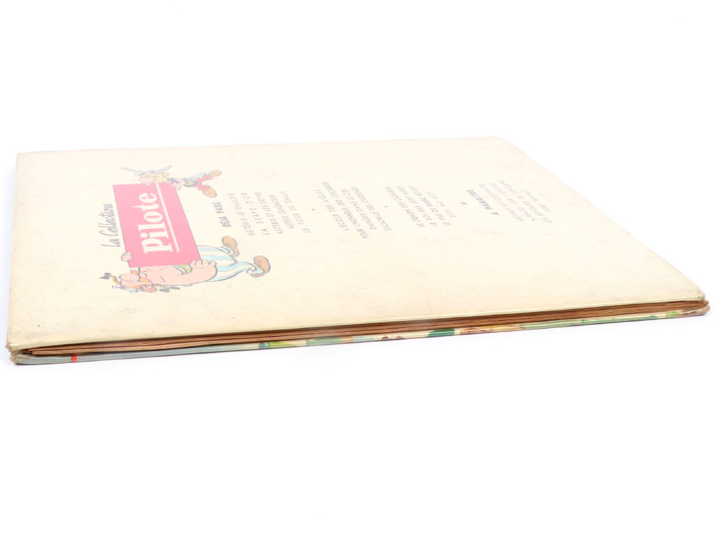 Lot 185 - EDITIONS DARGAUD (FRANCE) (1)