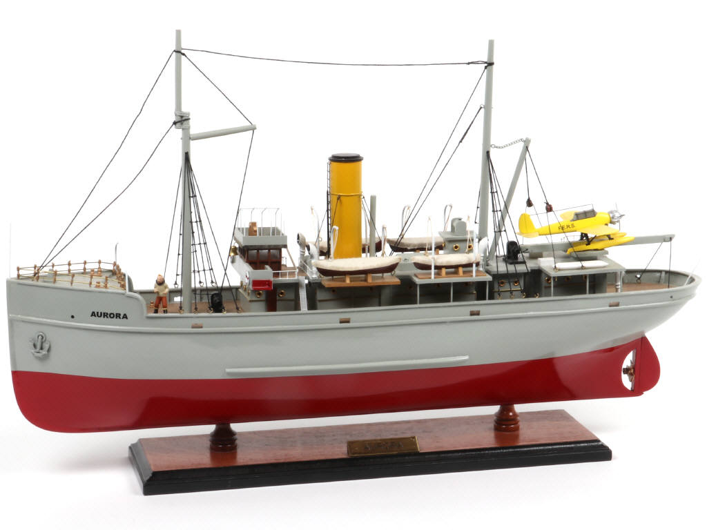 Lot 8 - DIVERS (1)