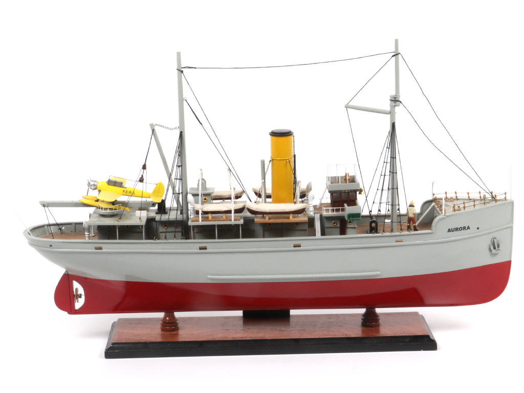 Lot 8 - DIVERS (1)