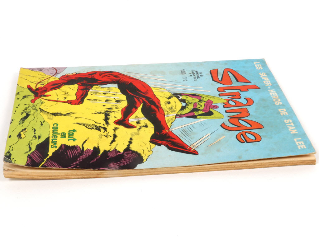 Lot 119 - EDITIONS LUG (FRANCE) (1)