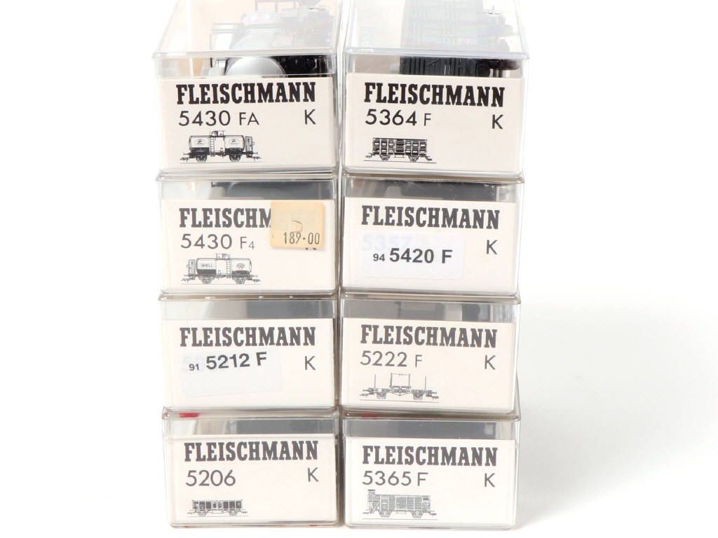 Lot 52 - FLEISCHMANN 'HO' (ALLEMAGNE) (8)