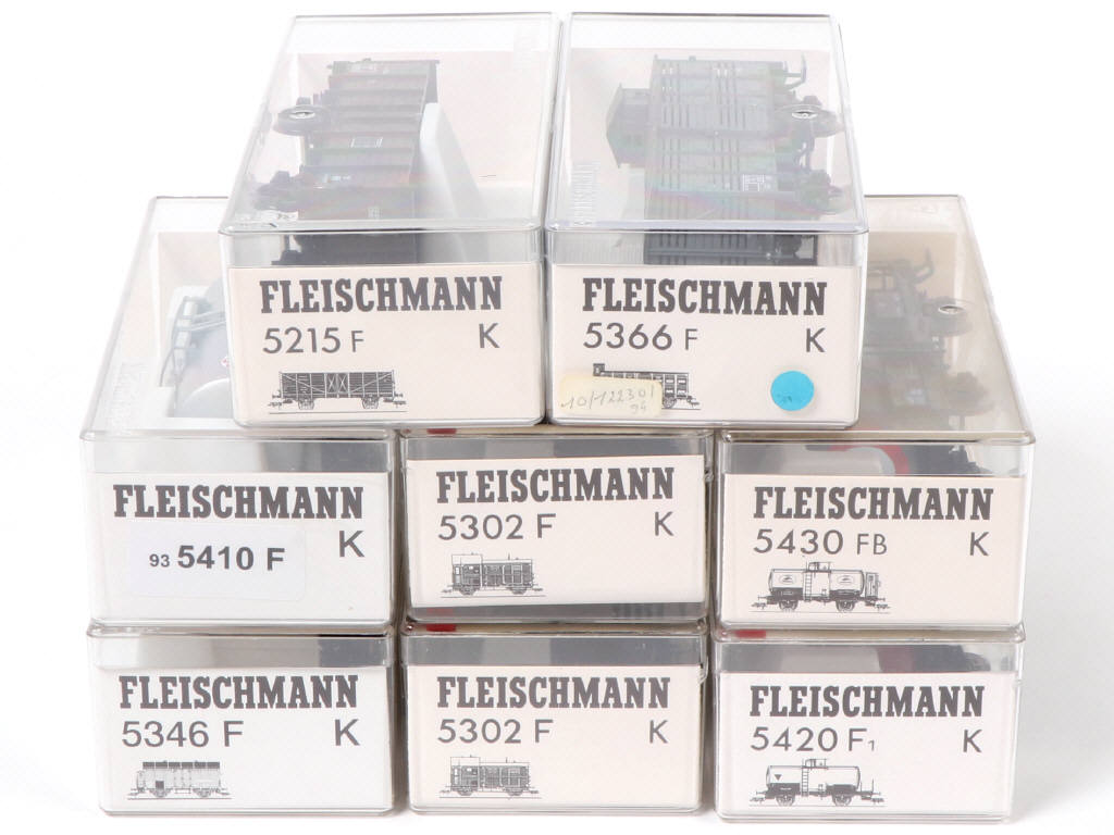 Lot 54 - FLEISCHMANN 'HO' (ALLEMAGNE) (8)