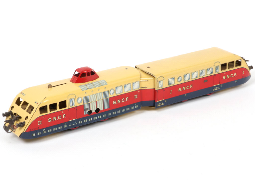 Lot 19 - HORNBY 'O' (FRANCE) (1)