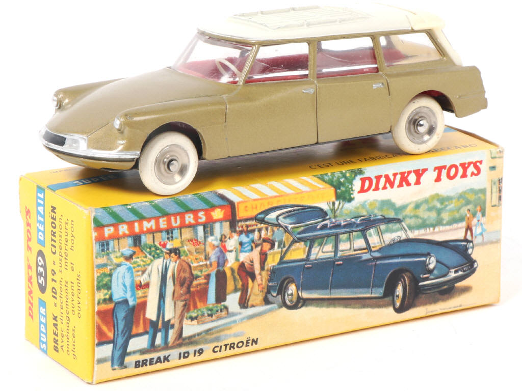 Lot 187 - DINKY TOYS (FRANCE) (1)