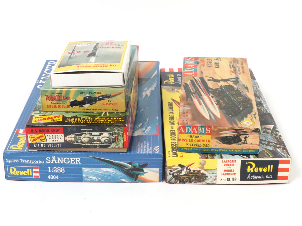 Lot 13 - DIVERS (6)