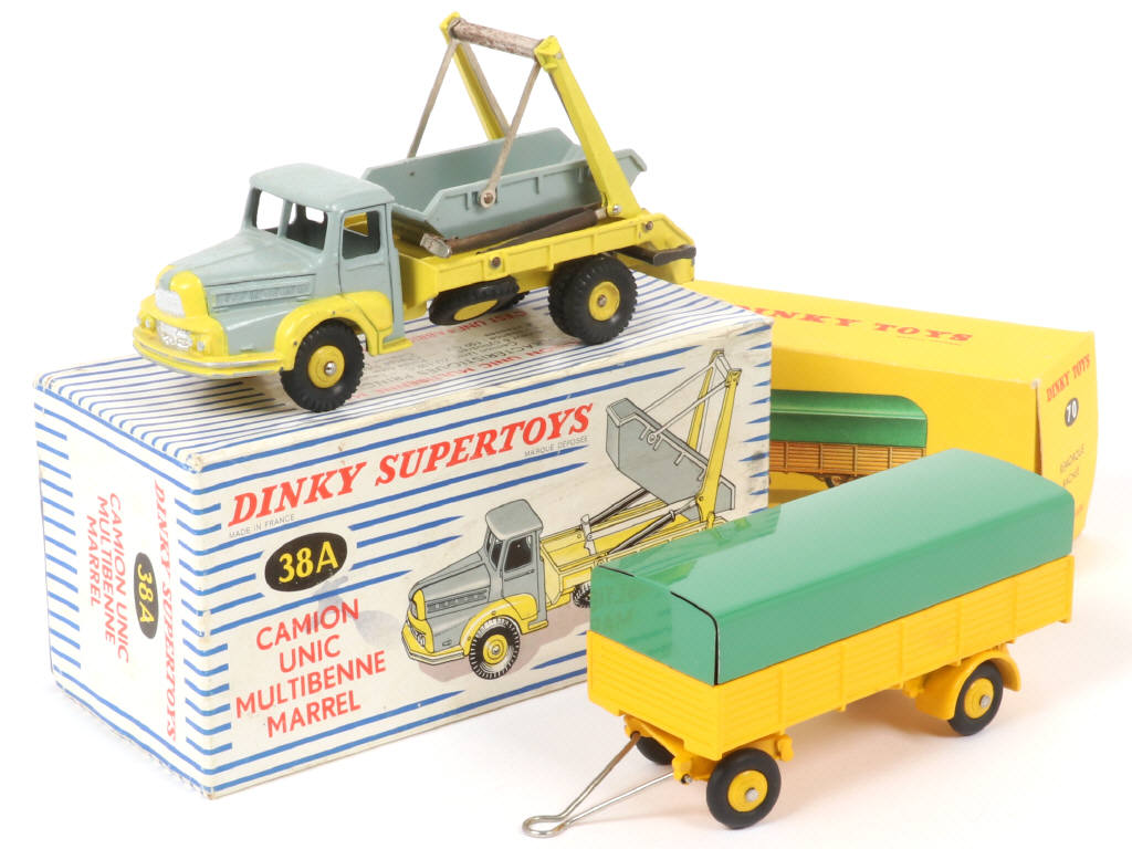Lot 328 - DINKY TOYS (FRANCE) (2)