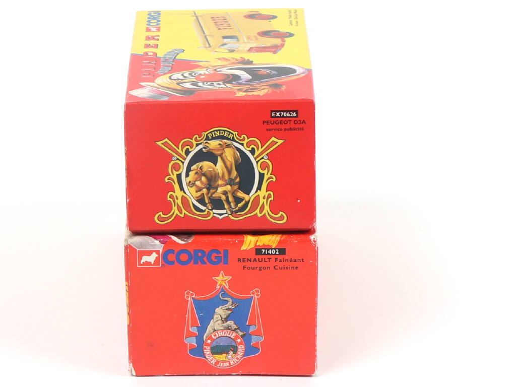 Lot 204 - CORGI TOYS (GB) (2)