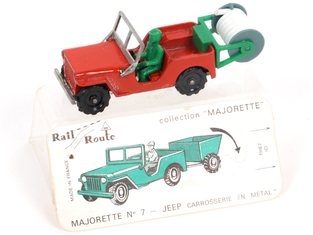 Lot 32 - MAJORETTE (FRANCE) (1)