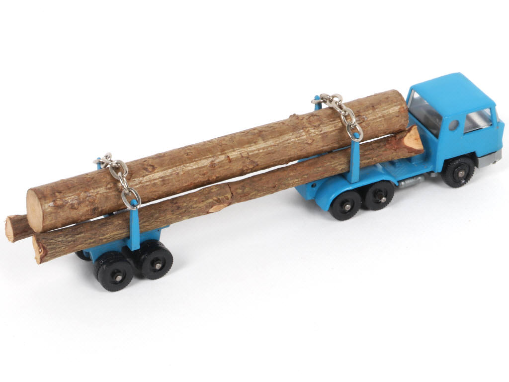 Lot 61 - MAJORETTE (FRANCE) (1)