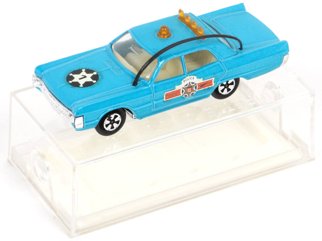 Lot 75 - MAJORETTE (FRANCE) (1)