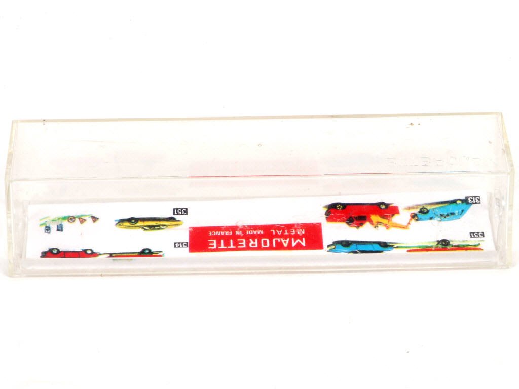 Lot 81 - MAJORETTE (FRANCE) (1)
