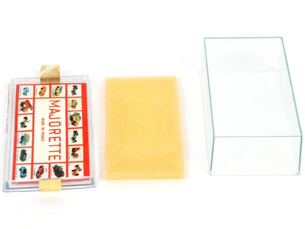 Lot 21 - MAJORETTE (FRANCE) (1)