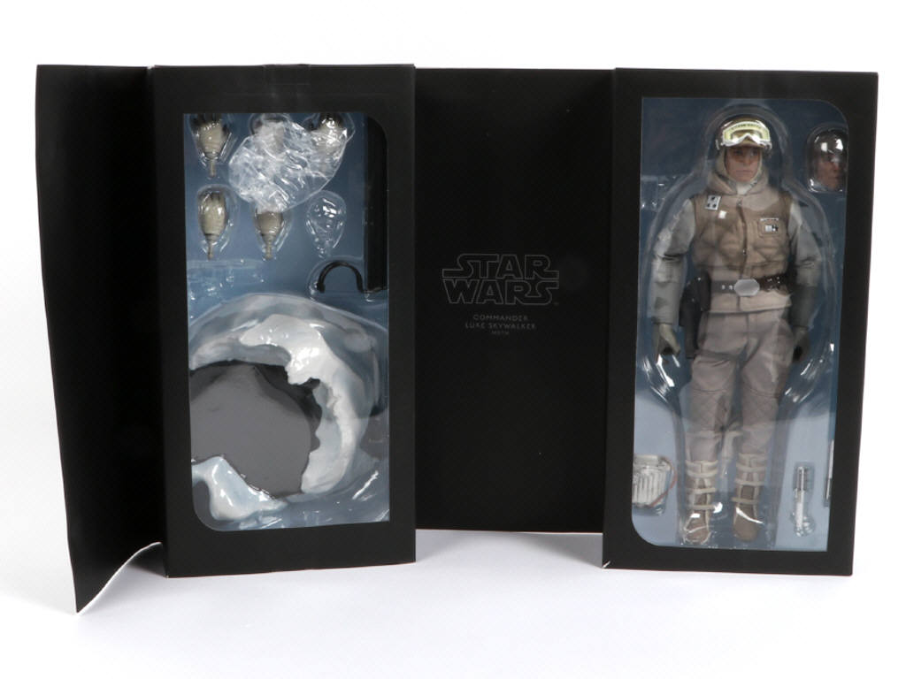 Lot 50 - SIDESHOW COLLECTIBLES (USA) (1)