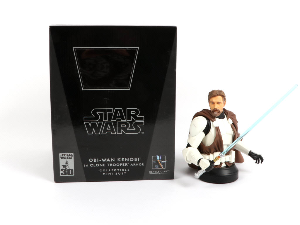 Lot 47 - SIDESHOW COLLECTIBLES (USA) (1)