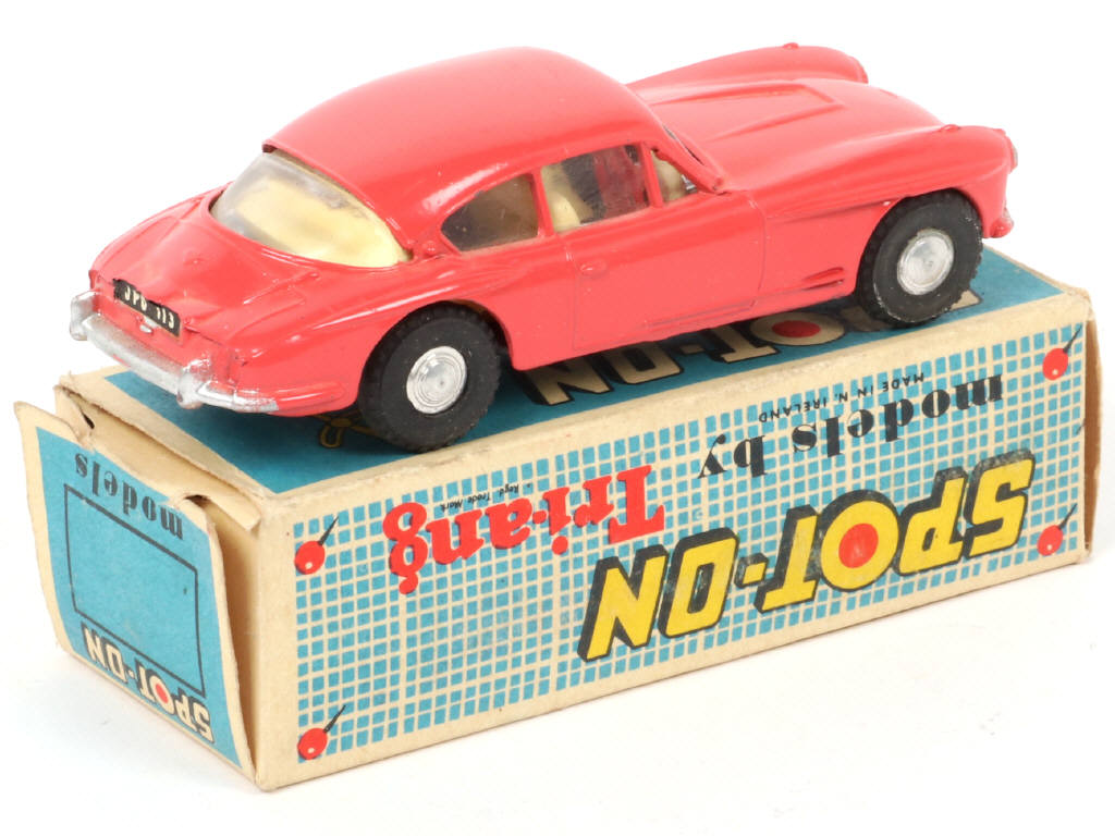 Lot 361 - SPOT-ON (GB) (1)