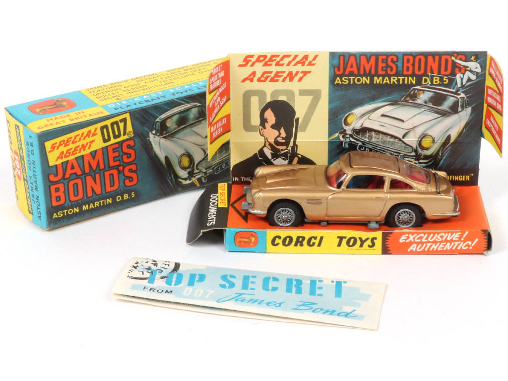 Lot 406 - CORGI TOYS (GB) (1)