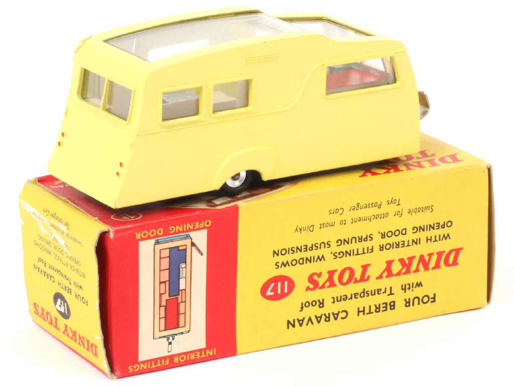 Lot 638 - DINKY TOYS (GB) (1)