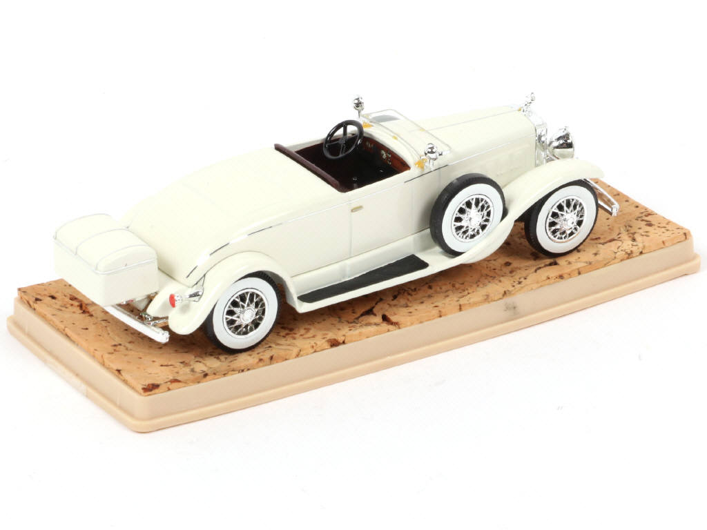 Lot 419 - ELEGANCE (FRANCE) (1)