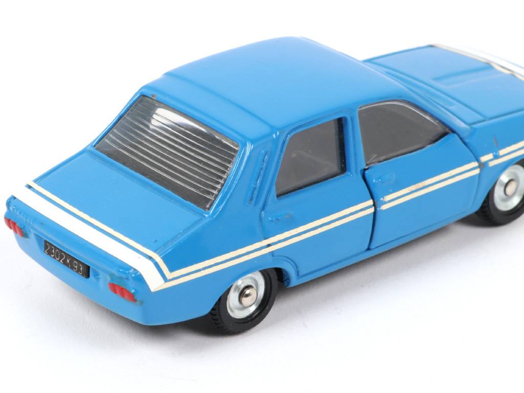 Lot 511 - DINKY TOYS (FRANCE) (1)