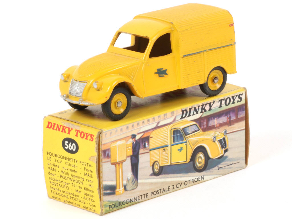 Lot 549 - DINKY TOYS (FRANCE) (1)
