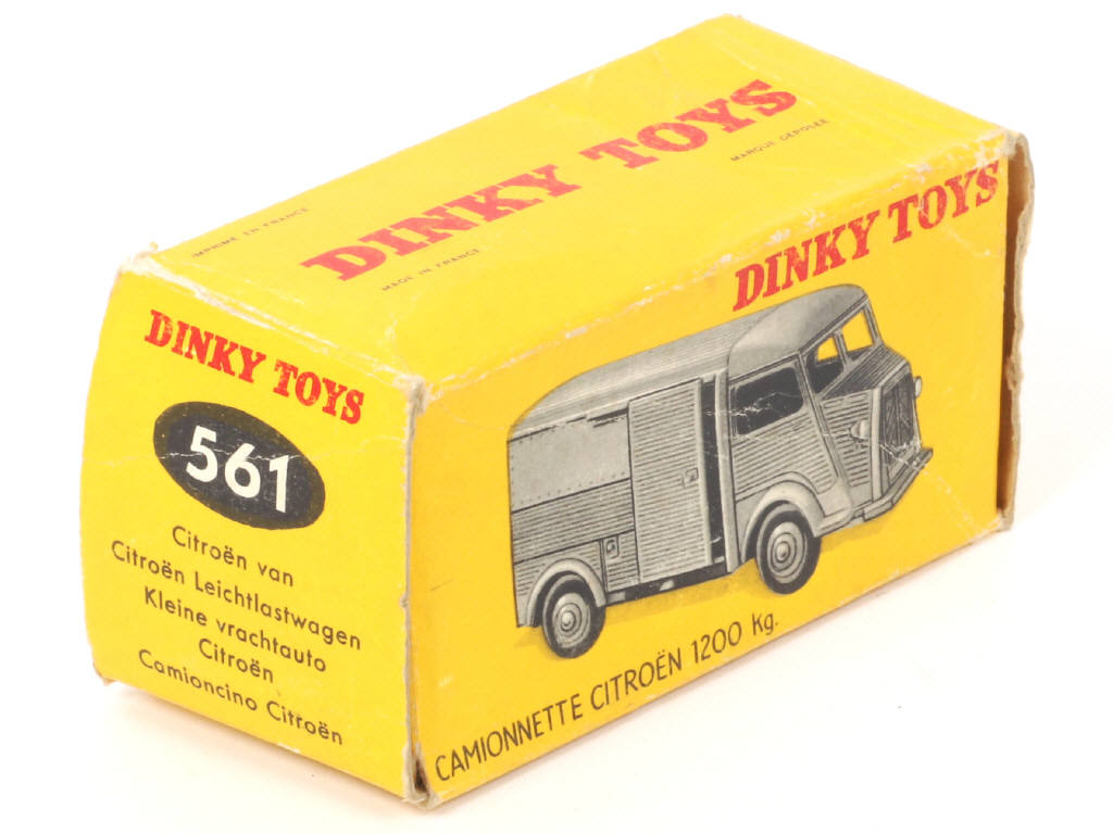 Lot 585 - DINKY TOYS (FRANCE) (1)