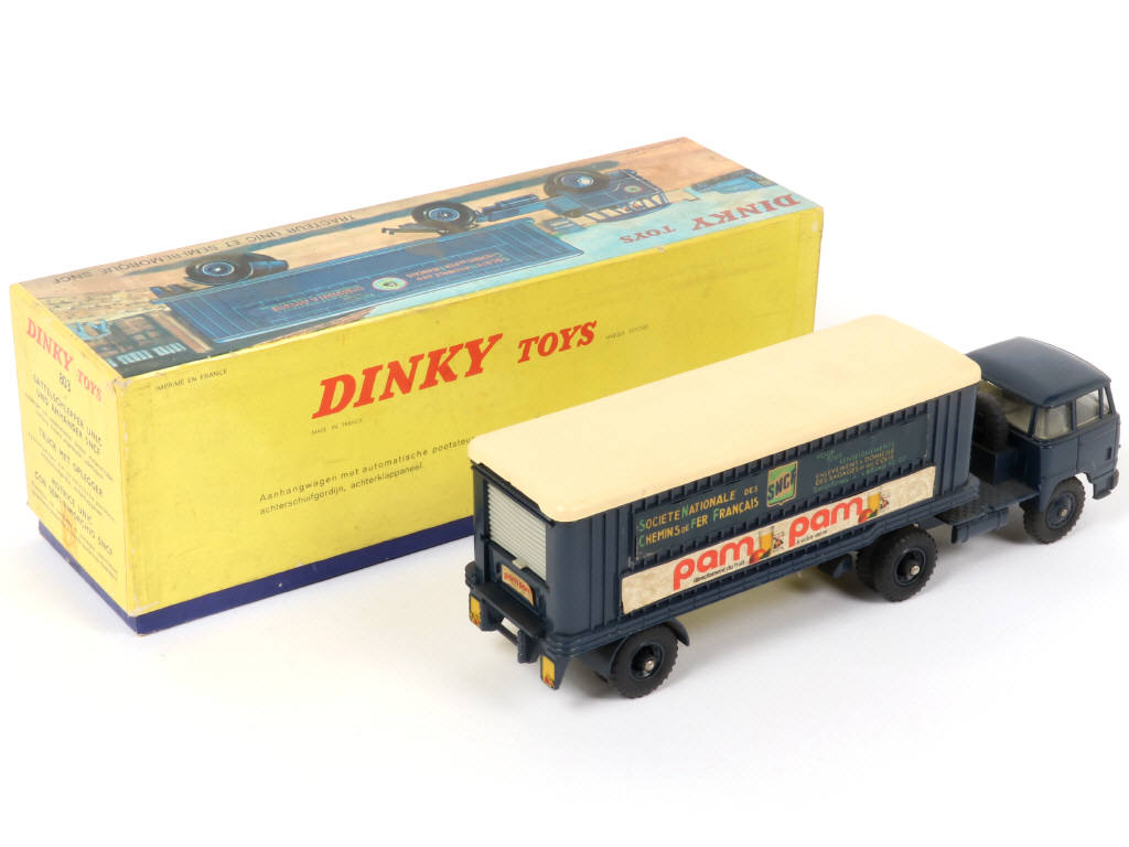 Lot 615 - DINKY TOYS (FRANCE) (1)
