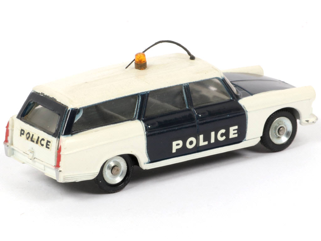 Lot 512 - DINKY TOYS (FRANCE) (1)