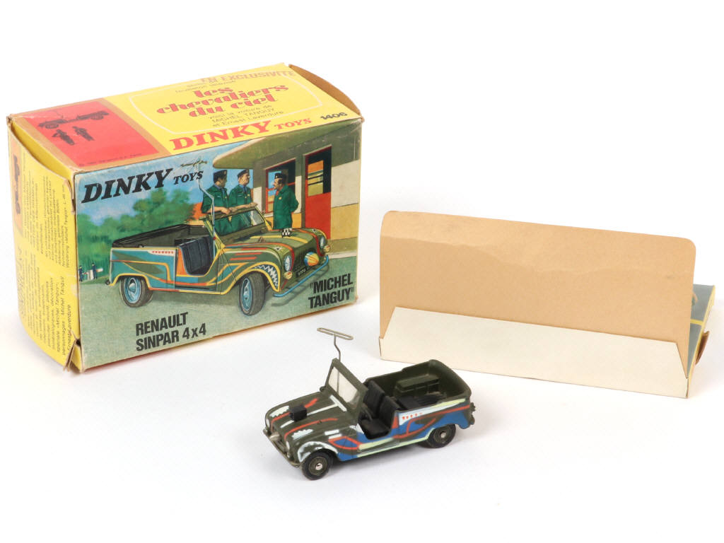 Lot 533 - DINKY TOYS (FRANCE) (1)