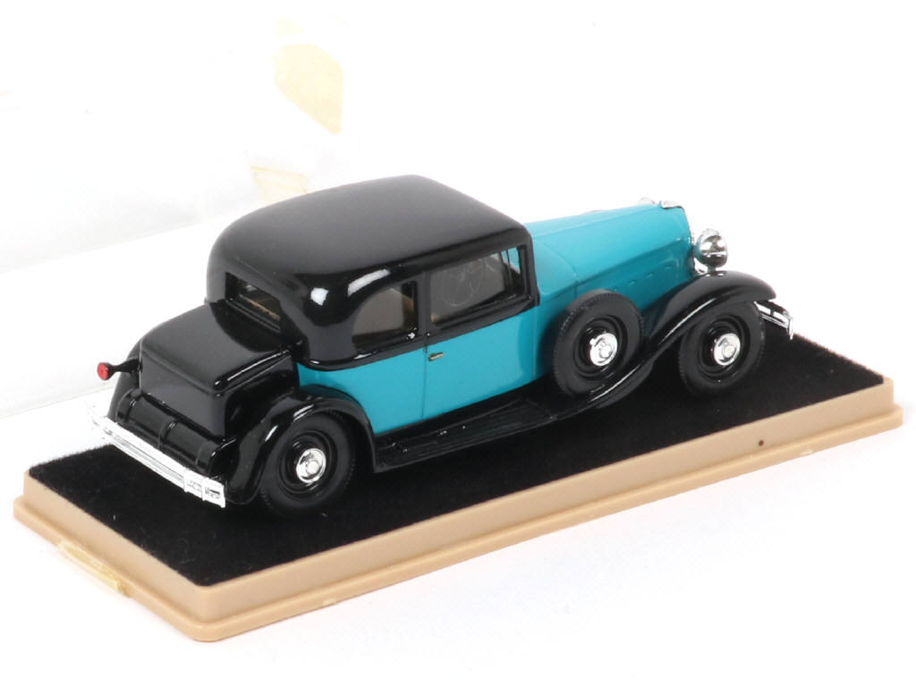 Lot 424 - ELEGANCE (FRANCE) (1)