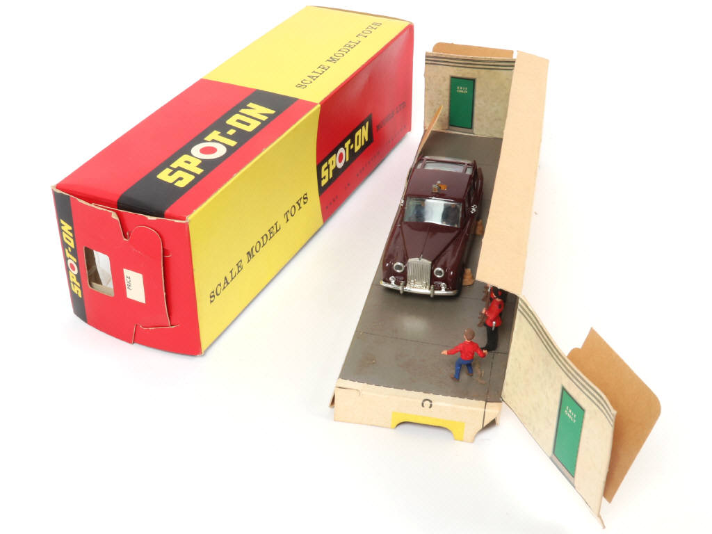 Lot 374 - SPOT-ON (GB) (1)