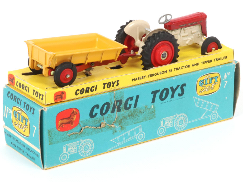 Lot 411 - CORGI TOYS (GB) (1)