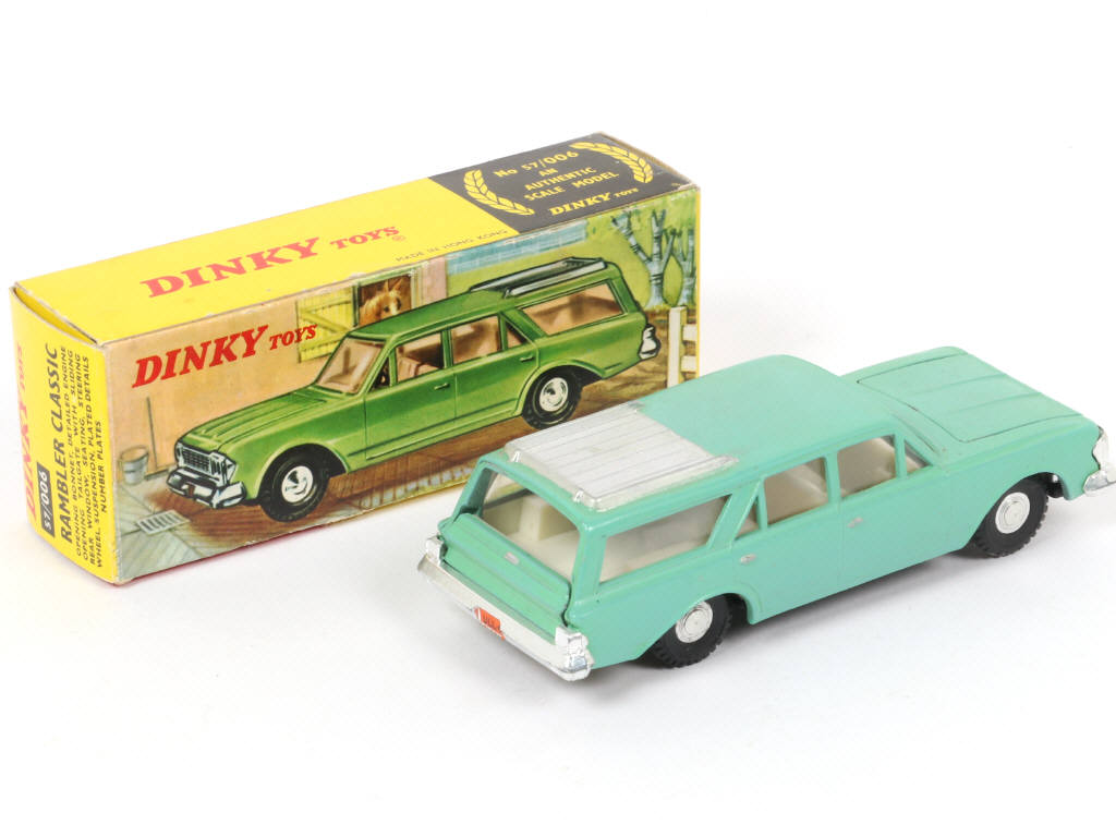 Lot 637 - DINKY TOYS (GB) (1)