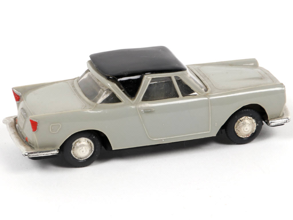 Lot 225 - I.C.I.S. MODELCARS (ITALIE) (1)