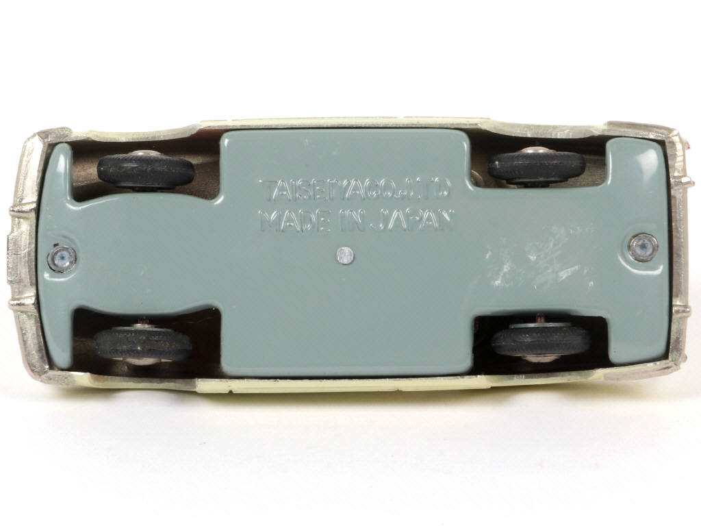 Lot 194 - TAISEIYA MICRO PET (JAPON) (1)